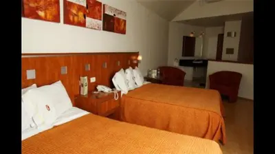 Plano de Autohotel VERSALLES