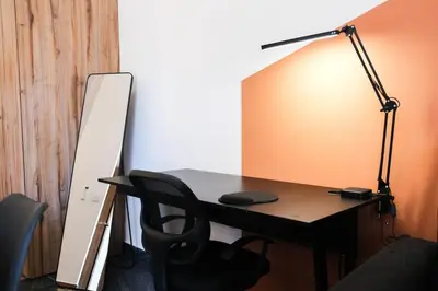 Plano de Walkable Vacation Gem 2BR1BA Office