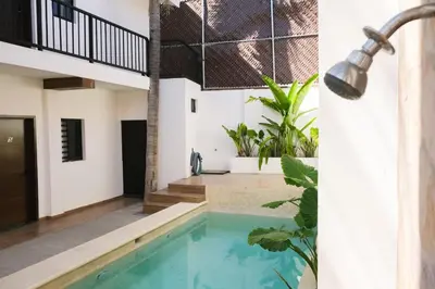 Piscina en o cerca de Central Business Trip and Couples 1BR 1BA Office
