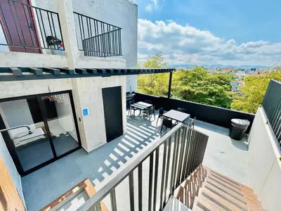 Un balcón o terraza de Departamento cerca del malecón y estadio venados