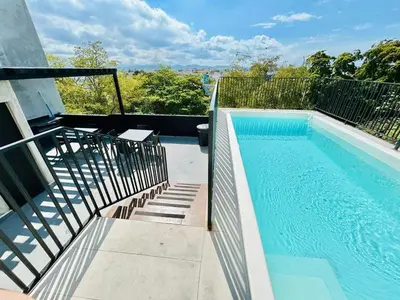 Piscina en o cerca de Departamento cerca del malecón y estadio venados