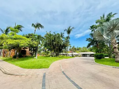 Jardín al aire libre en Departamento frente al mar en zona cerritos