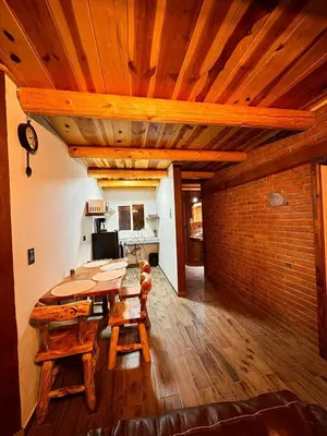 Una cocina o zona de cocina en Cabañas Villa Escondida