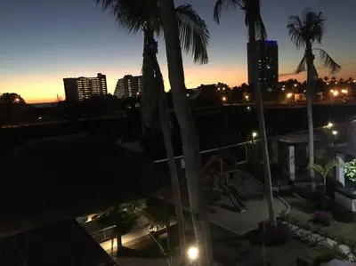 Plano de Moderno Condominio alberca a 800 metros de playa