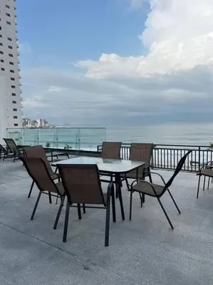 Plano de Departamento con vista al mar