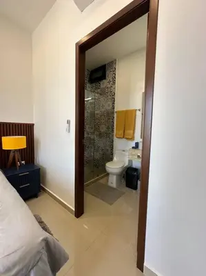 Un baño de Cómodo departamento en Mazatlán