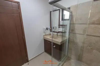 Un baño de 2 Simplemente para ti