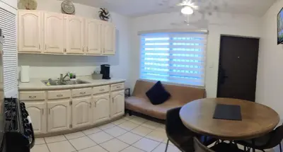 Una cocina o zona de cocina en Calido Depa, renovado, tranquilo y céntrico
