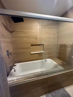 Un baño de Camino al Mar
