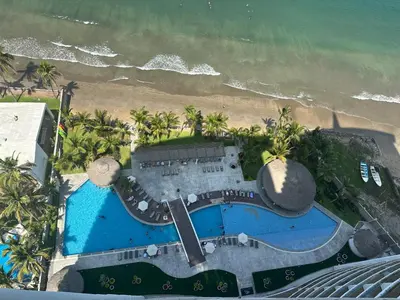 Piscina en o cerca de Camino al Mar