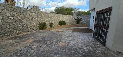 Plano de Casa a 1 cuadra del consulado