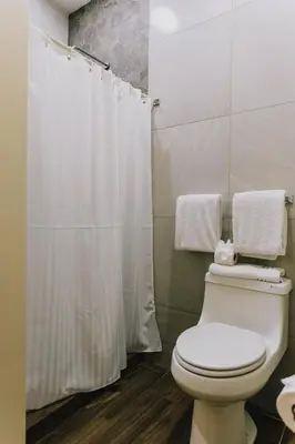 Un baño de Hospedaje Consular by Dunas
