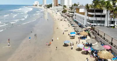 Playa de o cerca de este apartamento