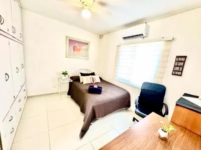Cama o camas de una habitación en Departamento 2 Habitaciones Cas Consulado Centenario
