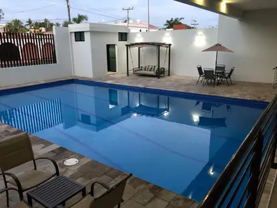 Piscina en o cerca de Dpto de 2 recamaras con alberca excelente ubicacion
