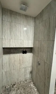 Un baño de Suite en exclusivo residencial privado