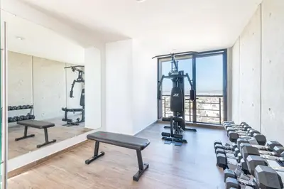 Gimnasio o instalaciones de fitness de Stylish Stay in the heart of the Mazatlán Malecon