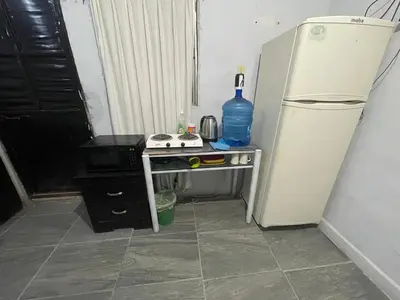 Una cocina o zona de cocina en Separate apartment in guesthouse