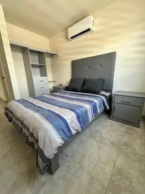 Cama o camas de una habitación en Stay with Arnold We are in front of the pool