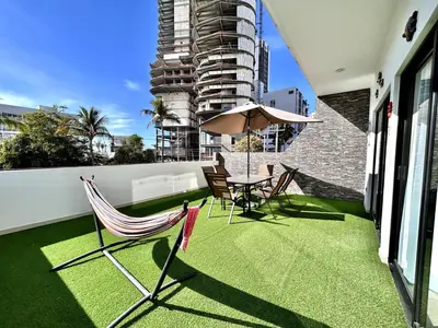 Jardín al aire libre en Apartment near the beach