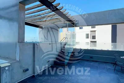 Plano de Paraíso Costero con Vista al Mar