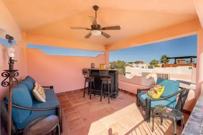 Zona de estar de CASA DE ALOHA cozy 2-bedroom, 2 bathrooms Home