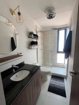 Un baño de Modern and equipped apartment