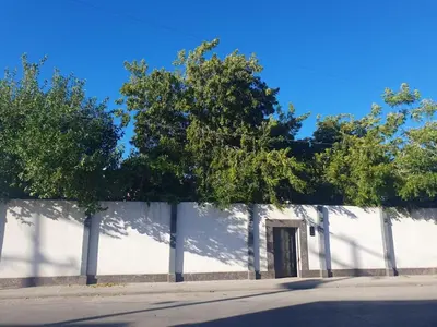Plano de Casa con Alberca cerca del Aeropuerto