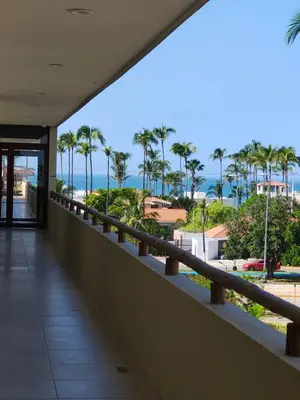 Un balcón o terraza de Nuevo departamento con acceso frente a la playa, jacuzzi y alberca climatizada
