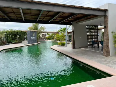 Piscina en o cerca de A2P Preciosa casa con habitación abajo en Acacia Residencial