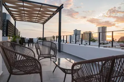 Un balcón o terraza de few steps from the beach, at golden zone
