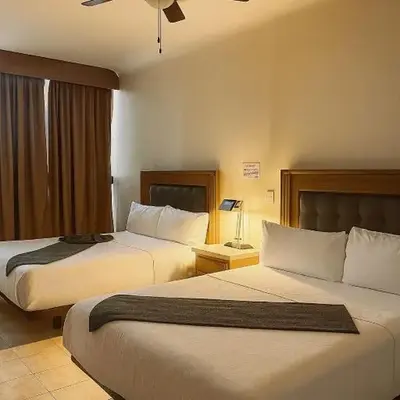 Hotel Grand Lion