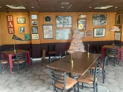 Un restaurante o sitio para comer en Condomino Maripina