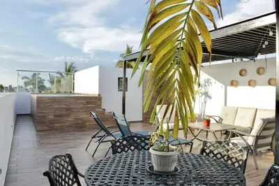 Un balcón o terraza de Apartment in the golden zone near the beach rincon colonial 102