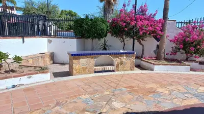Jardín al aire libre en Villa Serena Erizos 2