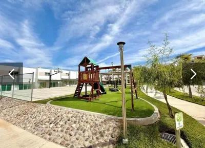 Zona de juegos infantil en Casa Privada Almarena
