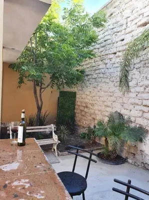 Jardín al aire libre en Casa la Borgoña