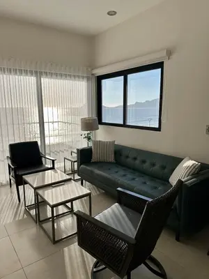 Zona de estar de Altomare Panoramic-- Frente al Mar y Parque Central --Excelente Vista
