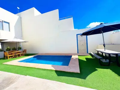 Piscina en o cerca de Casa Analía