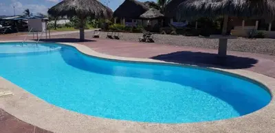 Piscina en o cerca de Punta cerritos