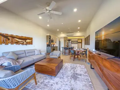 Zona de estar de Danzante Bay Oceanfront 2 BR Beach & Golf
