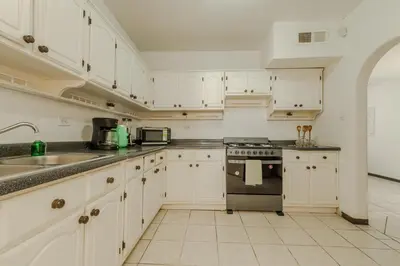 Una cocina o zona de cocina en Casa Aby céntrica y familiar