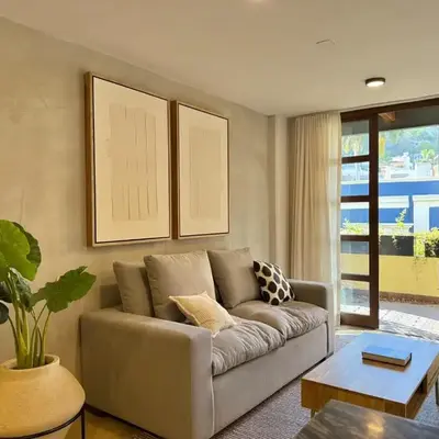 Modern space in the heart of the historic center