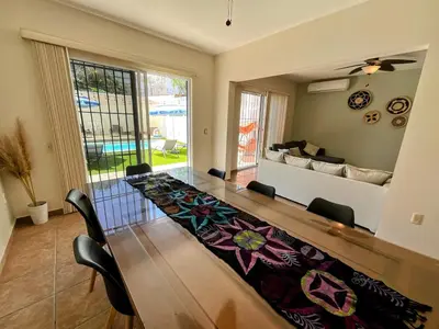 Cama o camas de una habitación en Padrisima Casa con Alberca Privada para Hasta 18 Personas