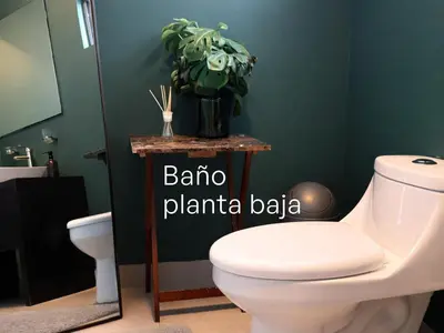 Un baño de Casa Morada