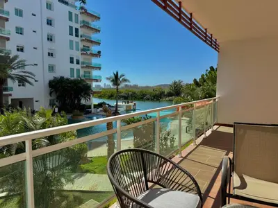 Un balcón o terraza de Apartment in Marina Mazatlan with Pool