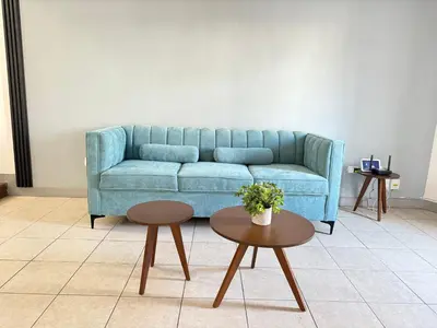 Zona de estar de Casa con Jacuzzi cerca de Distrito 1