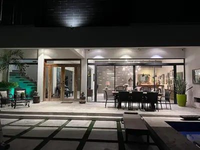 Plano de Modern and elegant house