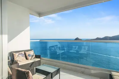 Plano de Beautiful Long stay Unit with Premium Ameneties