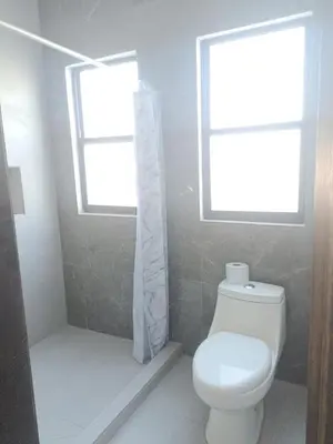 Un baño de Casa San Rafael Moderna y Elegante